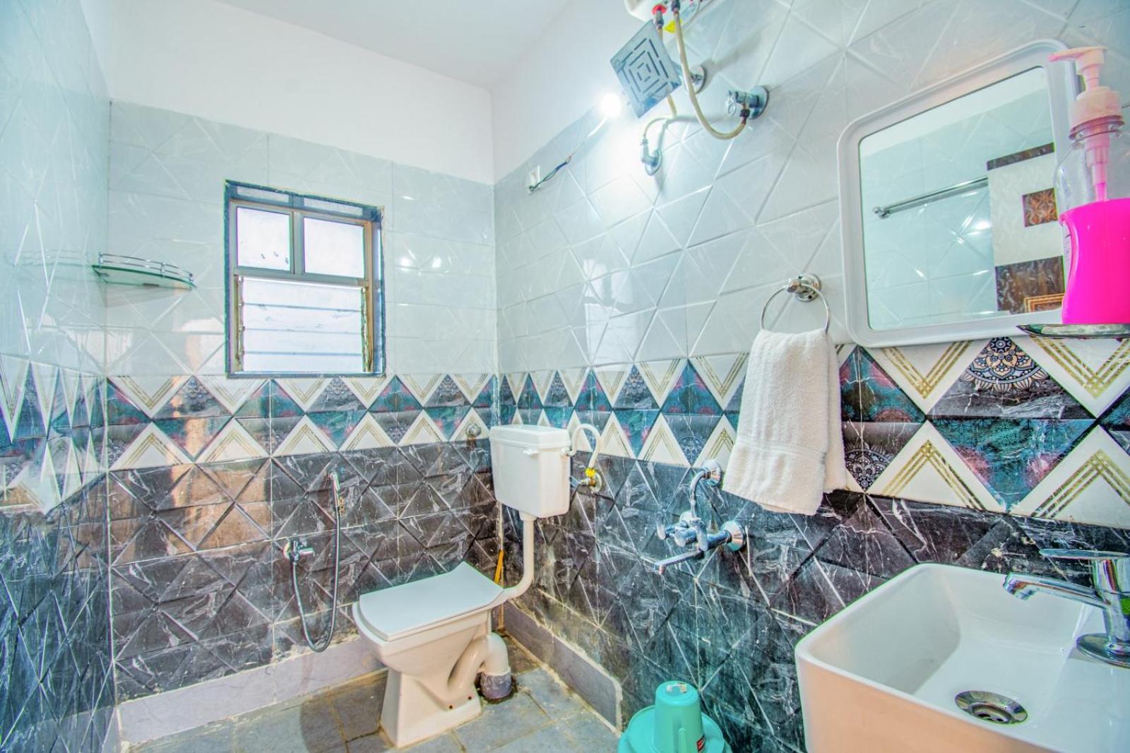 Empyrean Stay Ll 6Bhk Ll Royal Bramha Palace Ll Pvt Pool Ll Лонавала Екстериор снимка