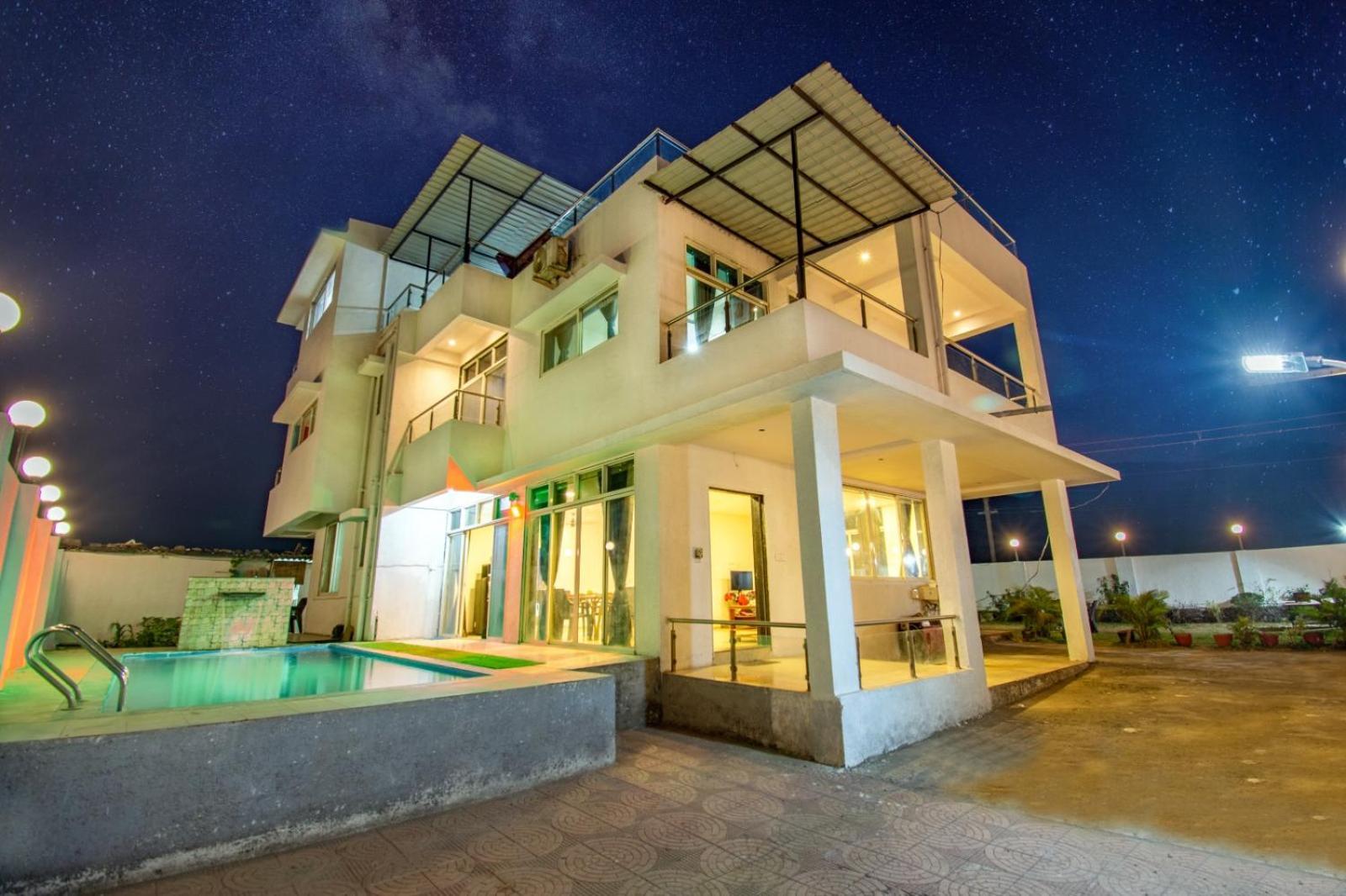 Empyrean Stay Ll 6Bhk Ll Royal Bramha Palace Ll Pvt Pool Ll Лонавала Екстериор снимка