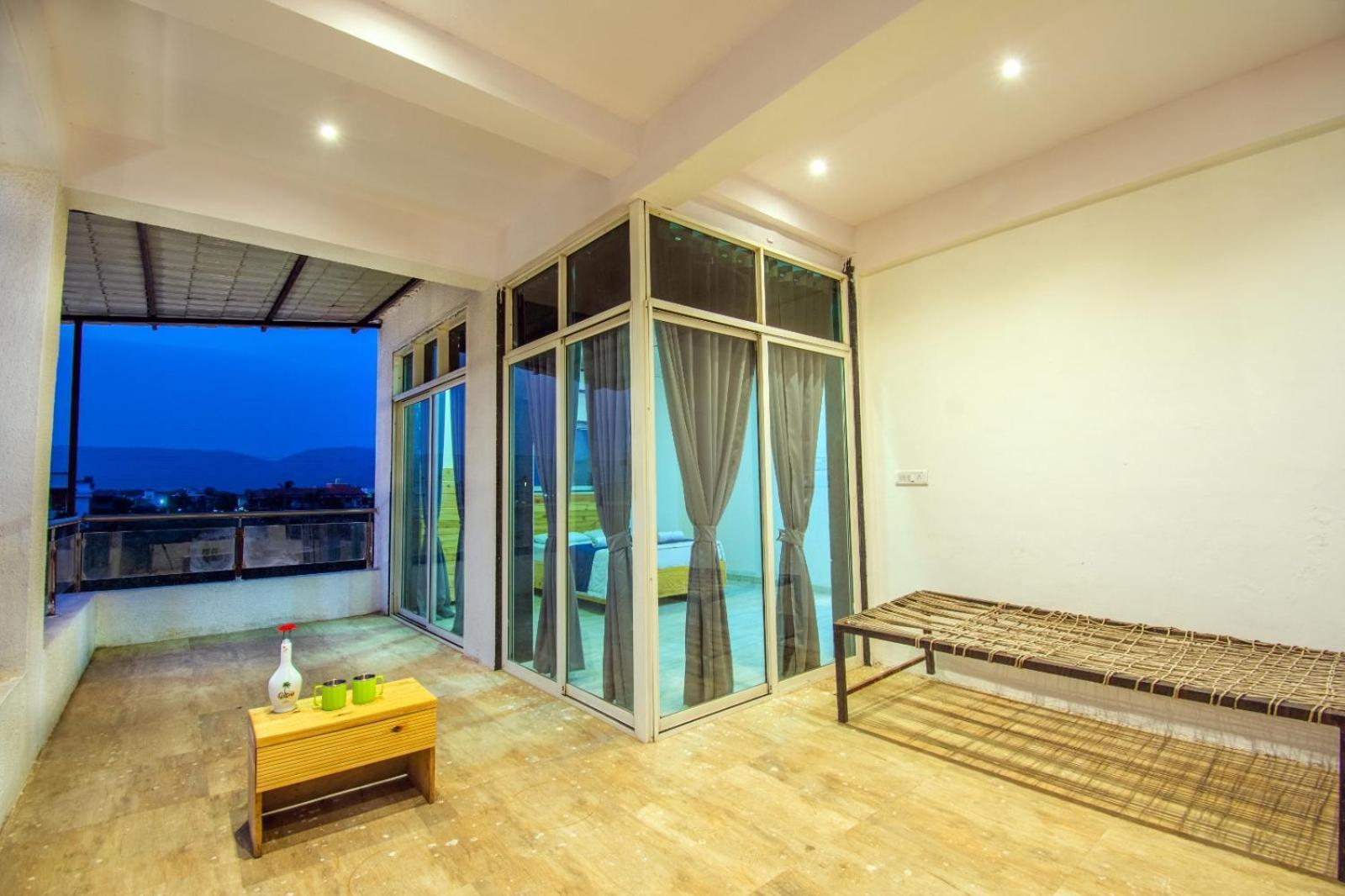 Empyrean Stay Ll 6Bhk Ll Royal Bramha Palace Ll Pvt Pool Ll Лонавала Екстериор снимка