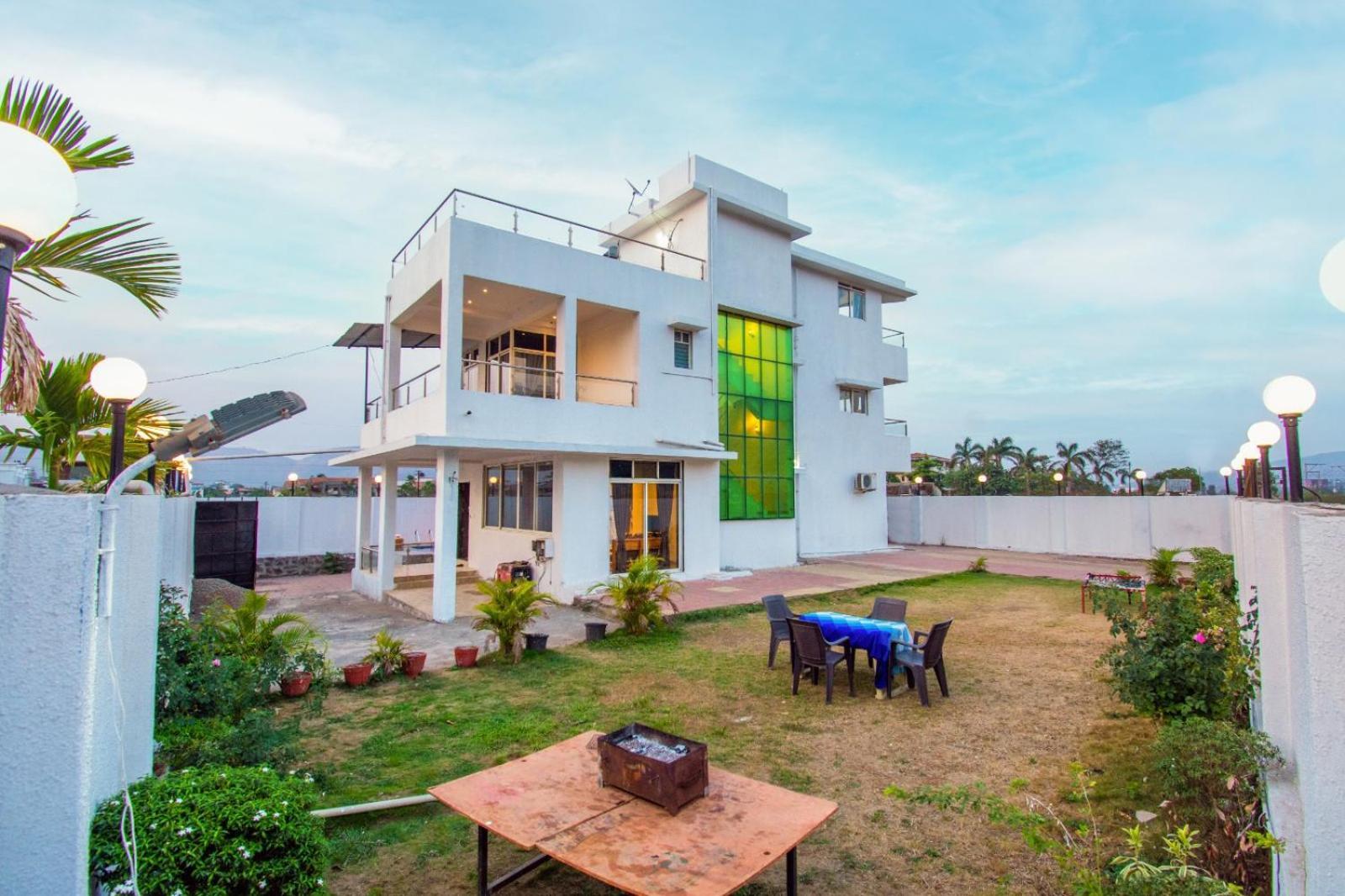 Empyrean Stay Ll 6Bhk Ll Royal Bramha Palace Ll Pvt Pool Ll Лонавала Екстериор снимка